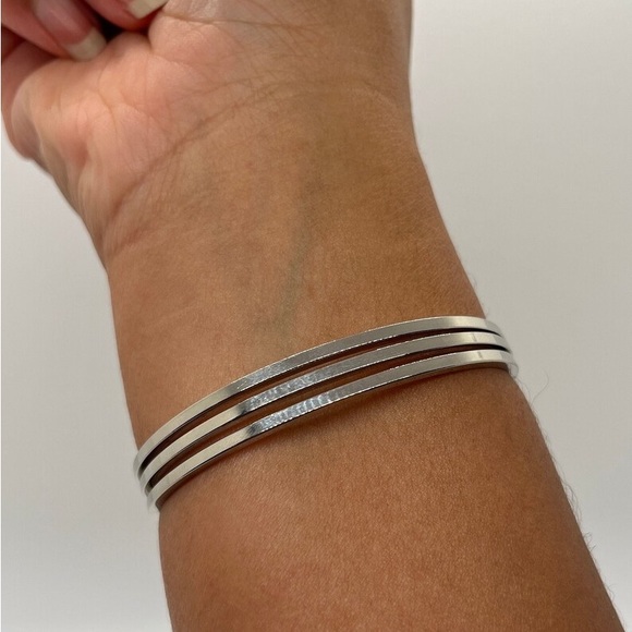 A Smart Unbranded Triple Banded 10K GP White Gold Cuff Bracelet - Picture 6 of 9